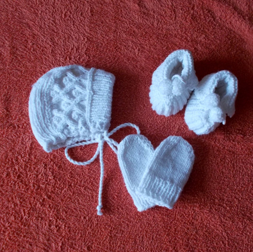 Bílá soupravička pro miminko do porodnice — foto 2