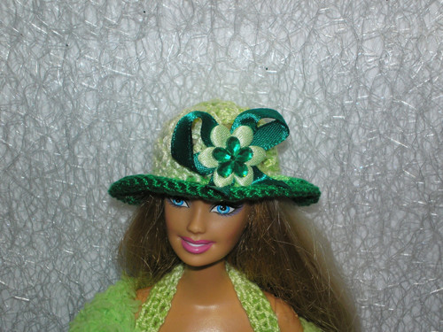Zelené šatky pro Barbie — foto 2