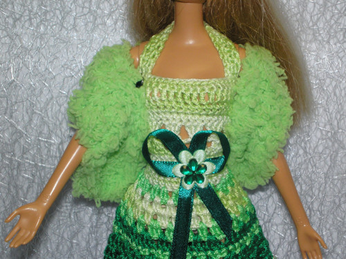 Zelené šatky pro Barbie — foto 4