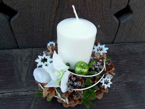 Adventní svícen bílo-zelený — foto 3