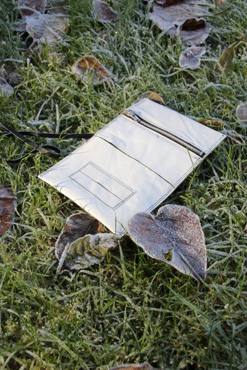 Pouzdro "JÍNÍ" - upcycling — foto 2