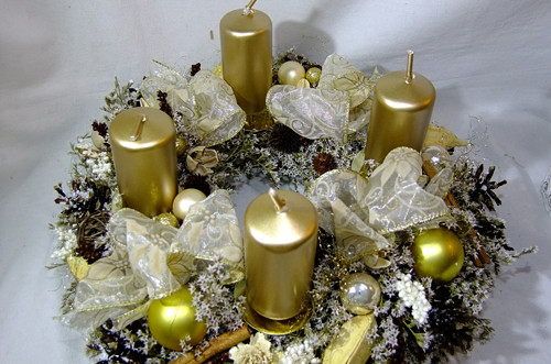 Adventní věnec - Zlatíčko — foto 4