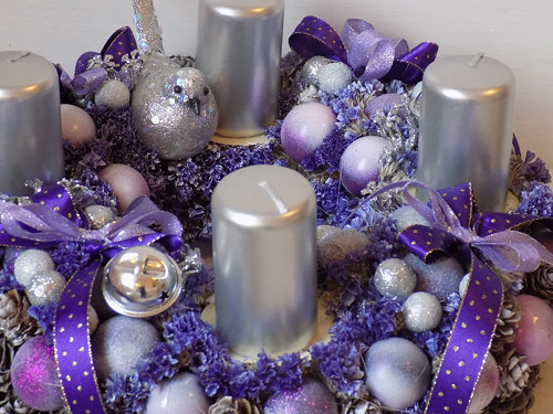 Adventní věneček fialový — foto 2