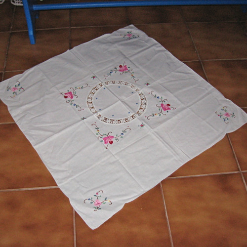 Ubrus ručně vyšívaný 10106 — foto 2
