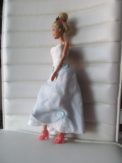 Střevíček pro Barbie — foto 3