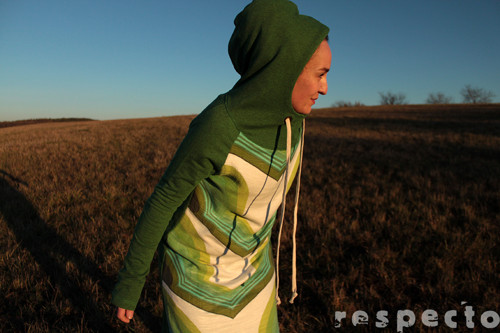 Mikinošaty ............ vel. M - L — foto 4