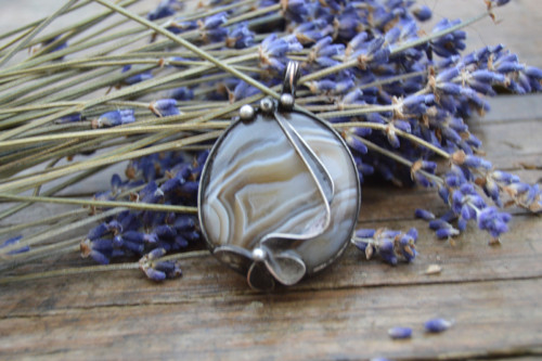 Achátový talisman - oboustranný šperk — foto 2