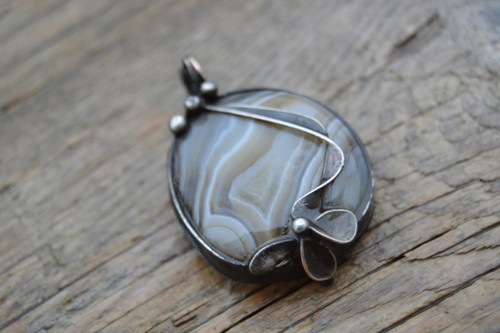 Achátový talisman - oboustranný šperk — foto 4
