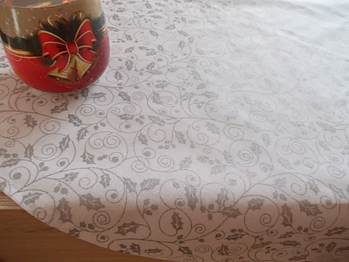 Ubrus - stříbrná cesmína — foto 3