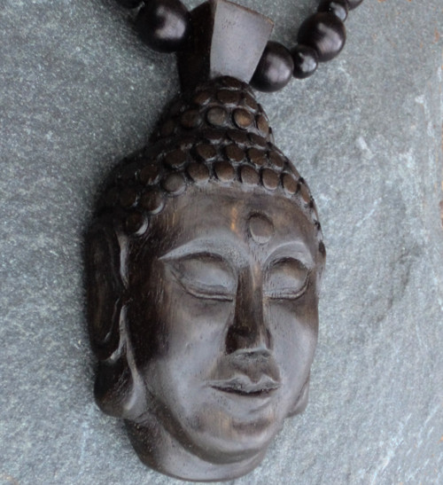 Dřevěný šperk - buddha — foto 5