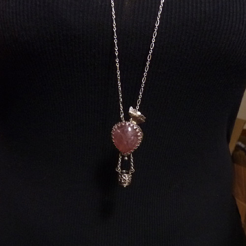 Malinový balón pro skřítka..amulet — foto 5