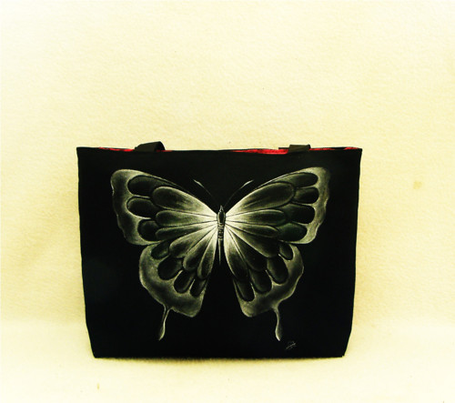 Elegantní S Motýlem — foto 3