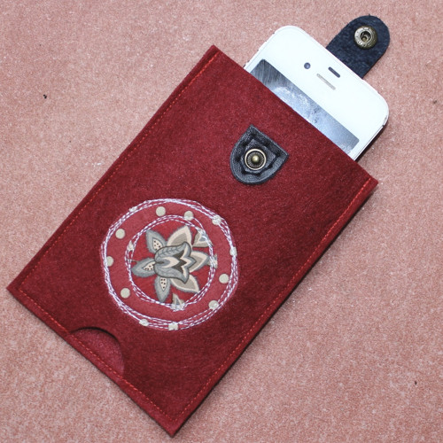 Obal na mobil "Red and dots" — foto 3
