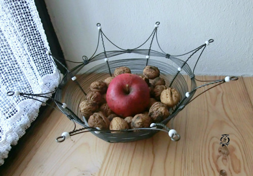 Mísa s bílými kvítky — foto 3
