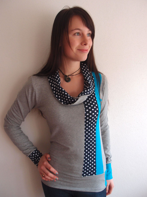 Šedá mikina — foto 2