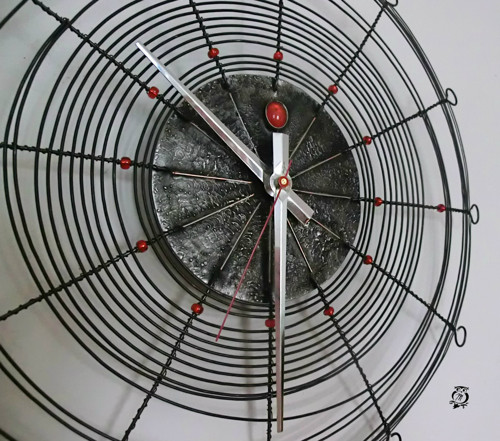 Orbit - drátované hodiny — foto 3