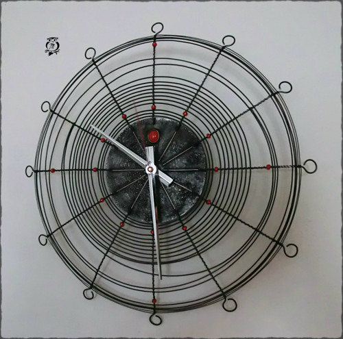 Orbit - drátované hodiny — foto 5