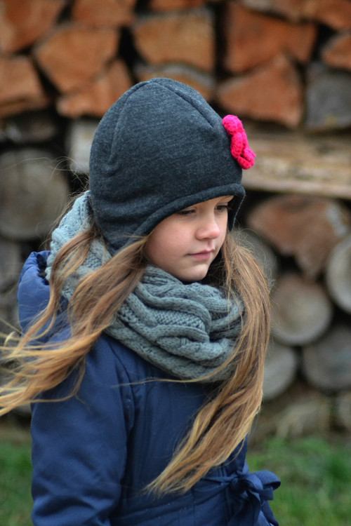 Čepička černý melír — foto 2