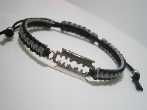 Náramek "Žiletka" - Unisex (macramé) — foto 2