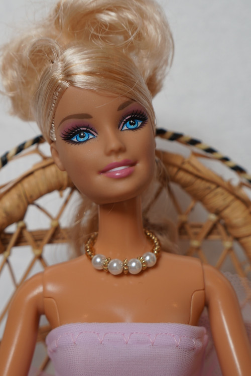 Šperk pro barbie - perličky ve zlatě — foto 3
