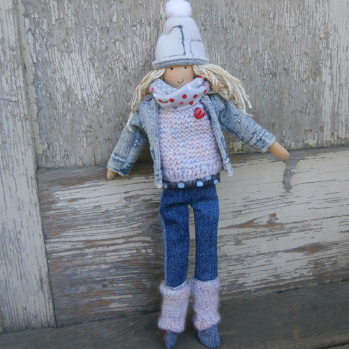Vesta s doplňky pro Anti Barbie — foto 2