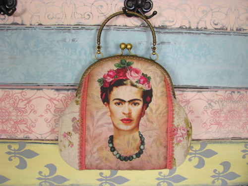 Frida v růžích - kabelka — foto 2
