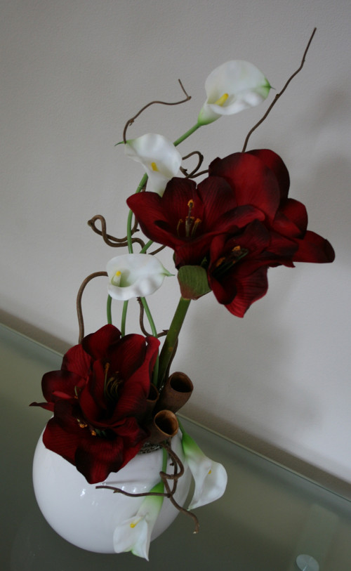 Amarylisy s kalami — foto 5