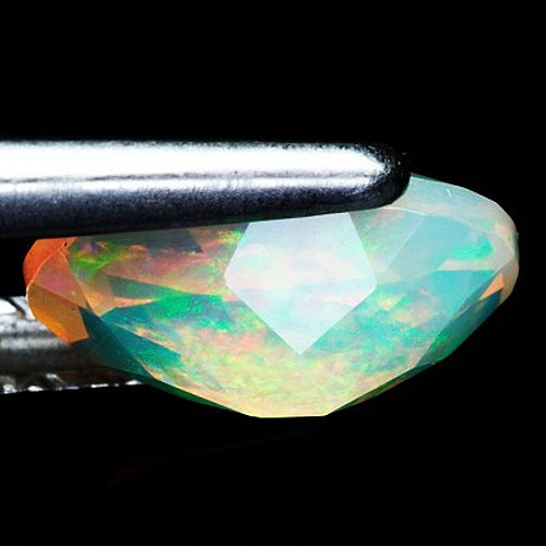 FIRE OPÁL - NÁDHERNÝ, BROUŠENÝ 0,44ct — foto 4