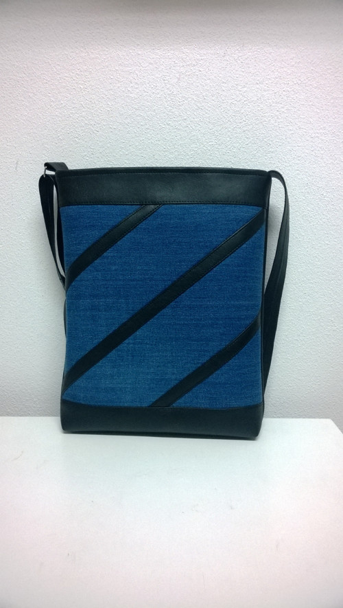 Crossbody Jeans Strips — foto 3