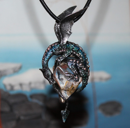 Dračí amulet — foto 4