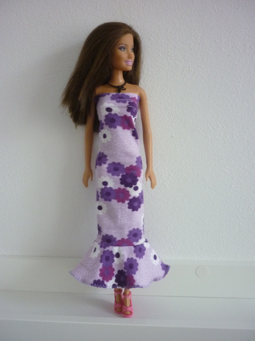 Šaty na panenku Barbie — foto 2