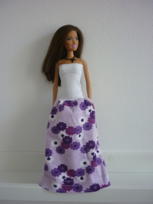 Šaty na panenku Barbie — foto 2