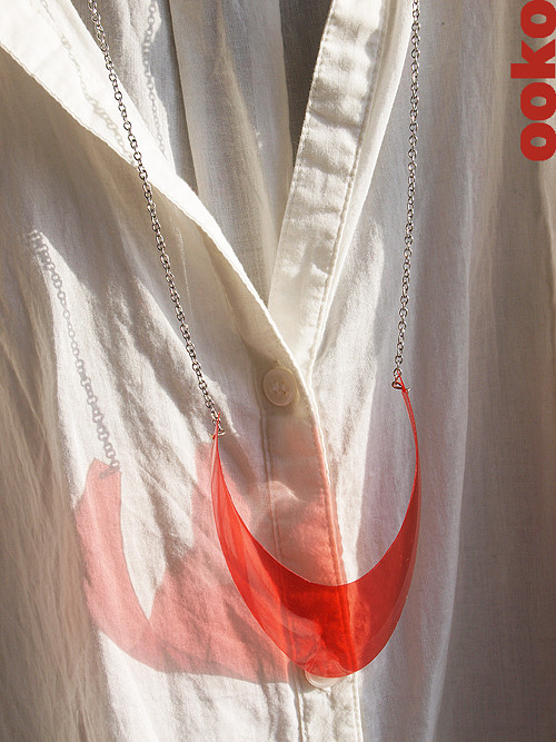 Červená geometrie náhrdelník — foto 4