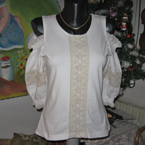 Halenka folklorní — foto 2