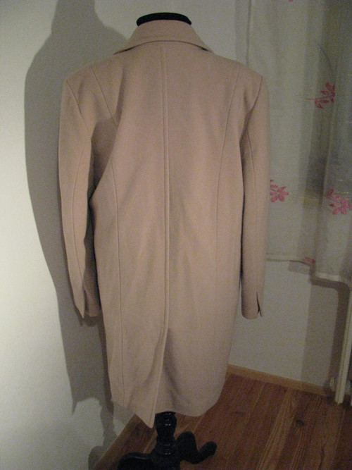 Teplý zimní kabát — foto 2