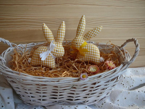 Zajíček - žlutobílá kostička — foto 5