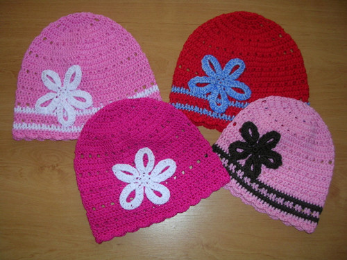Háčkovaná čepička jarní — foto 2