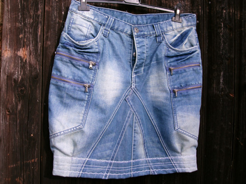 Renesme v denimu — foto 5