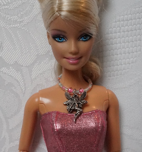 Náhrdelník pro Barbie s vílou — foto 3