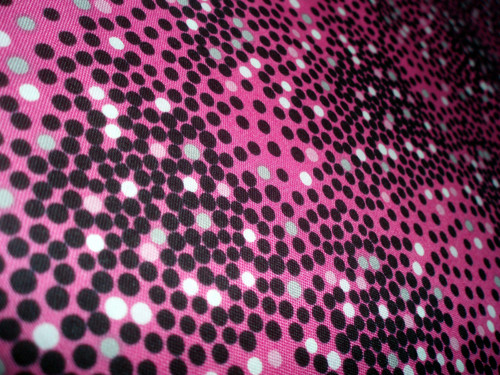Bavlna Splatter Dots Fuchsia — foto 3