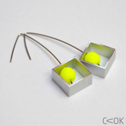 Minimal square yellow — foto 2