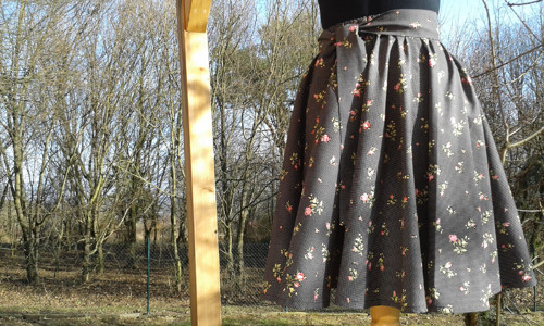 Kolová sukně na míru — foto 5