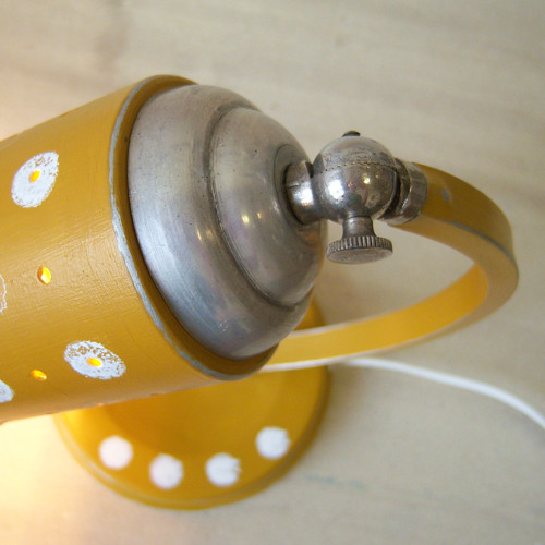 Lampička maličká — foto 3