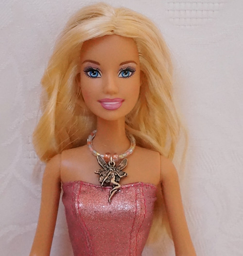 Náhrdelník pro Barbie s vílou — foto 2