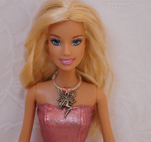 Náhrdelník pro Barbie s vílou — foto 3