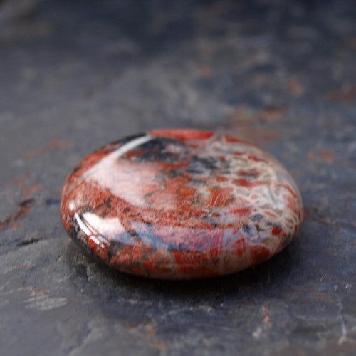 Jaspis , placka 42 x 37 mm — foto 3