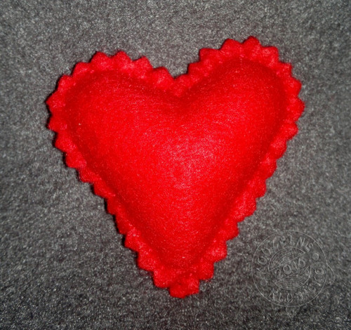 Srdíčko z filcu 6 cm — foto 2