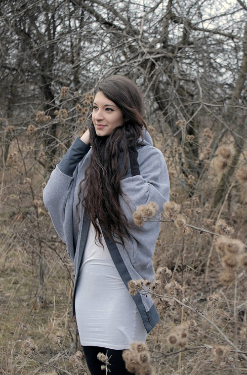 Cardigan/mikina GRAU — foto 3
