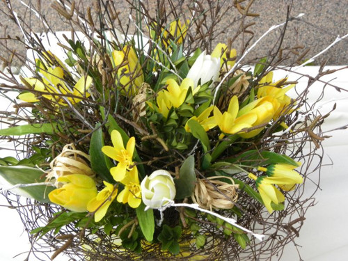 Březová kytka s tulipány — foto 5