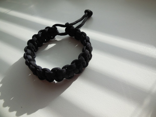 Paracord náramek bezpřezkový - EDC — foto 2